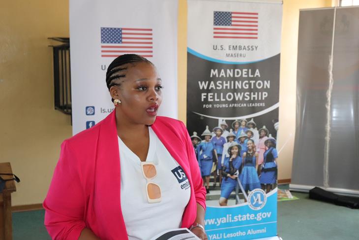 US EMBASSY HOLDS PUBLIC SESSIONS AT DISTRICT LEVEL