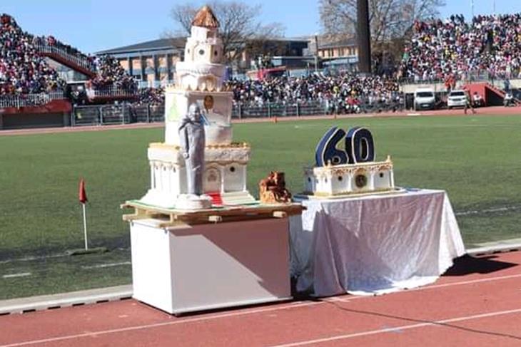 King’s birthday cake was magnificent