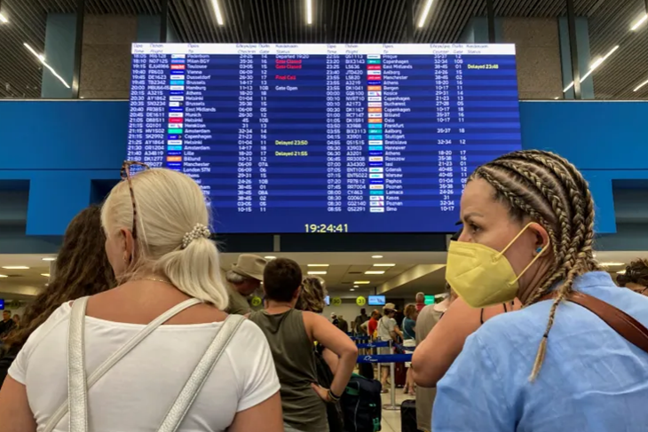 Residents, tourists flee wildfire on Greece’s Rhodes island