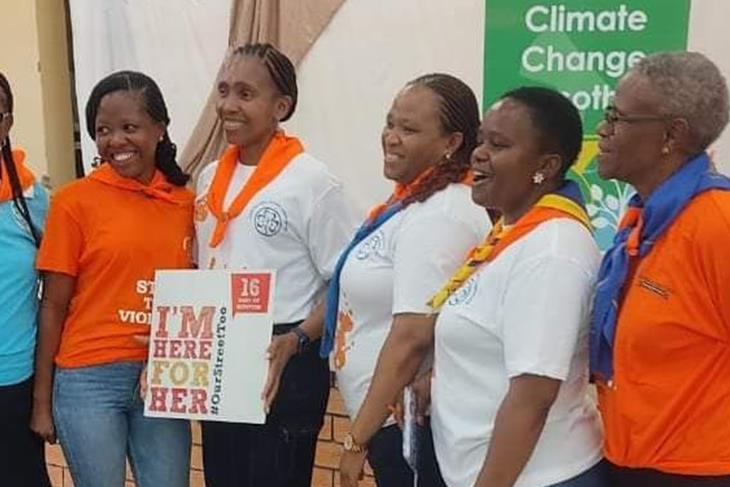 LGGA presents climate change report to Queen