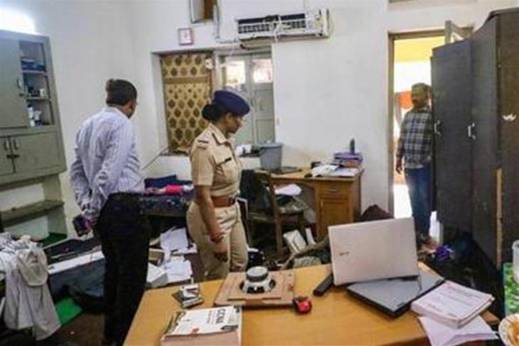 Foreign students attacked in India over Ramadan prayer at university hostel