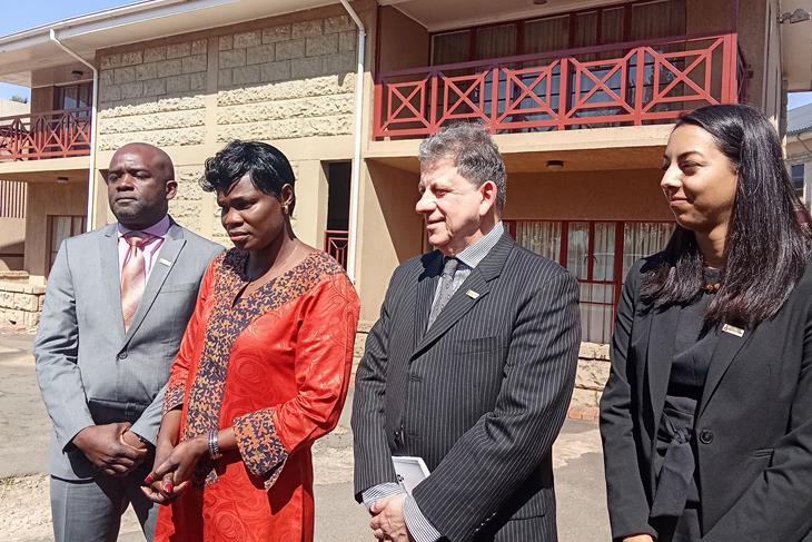 King welcomes nutrition international delegation