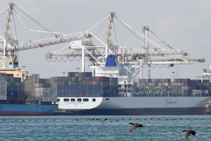 Thousands of Kenyans lose jobs