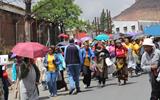 Ministers cabinet reviews factory workers salaries.